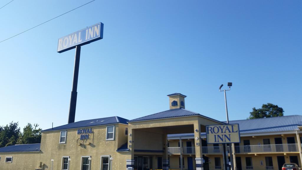 Royal Inn 阿拉楚阿 外观 照片